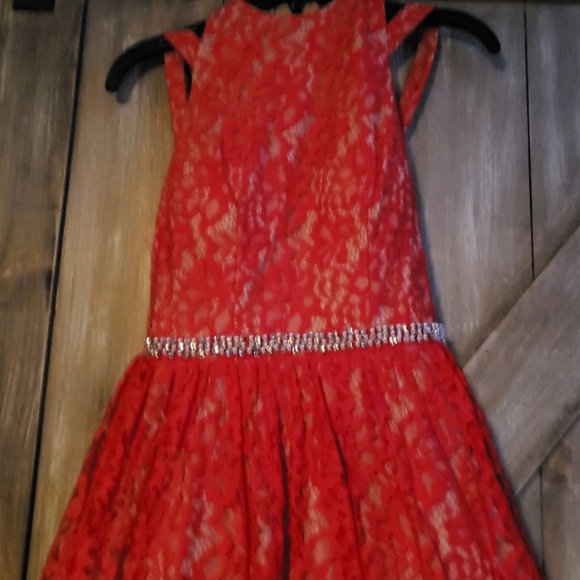 Cute semi formal - Picture 2 of 4